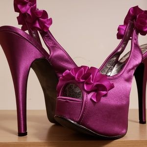 Size 11 Bordello Heels Fuchsia